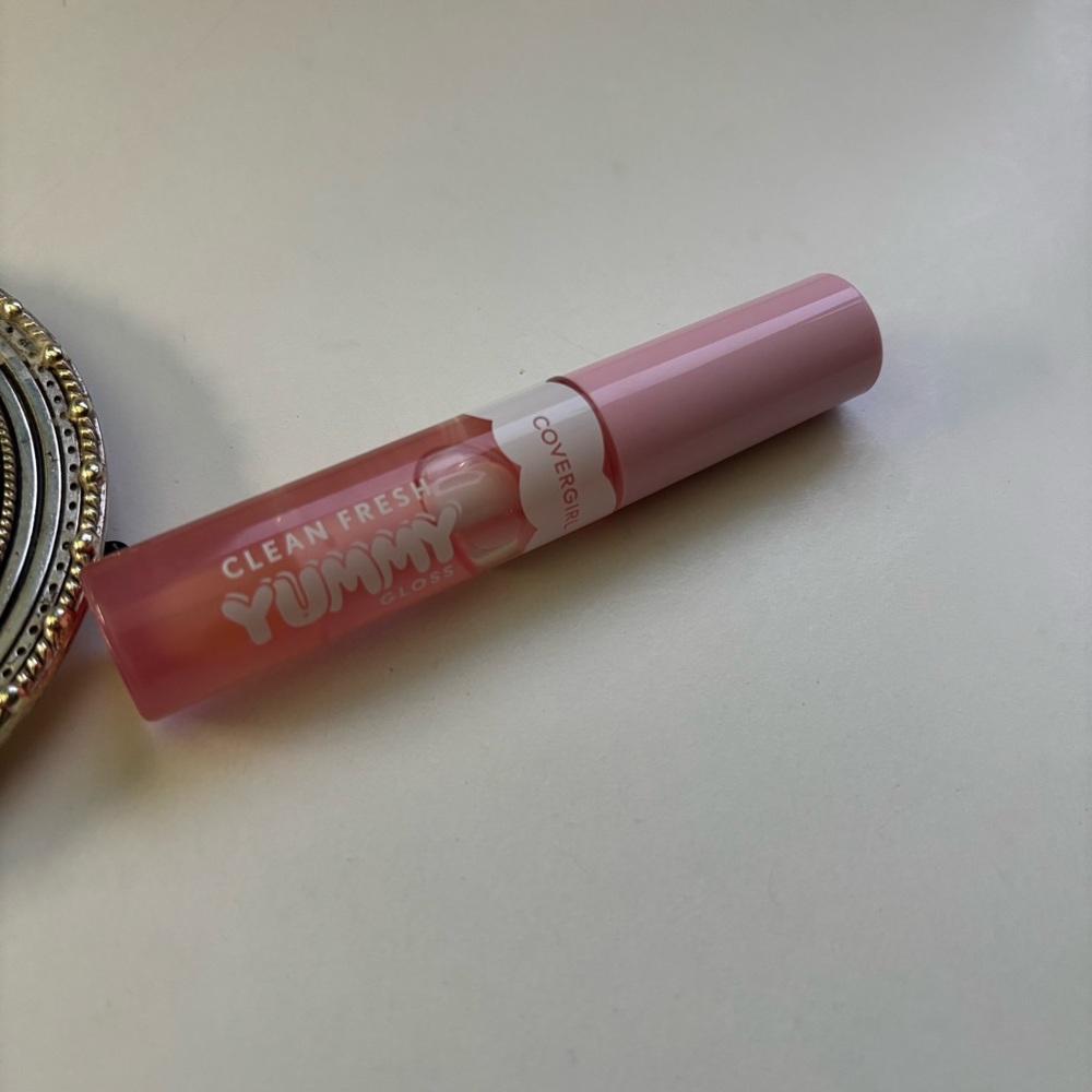 COVERGIRL Clean Fresh Yummy Gloss